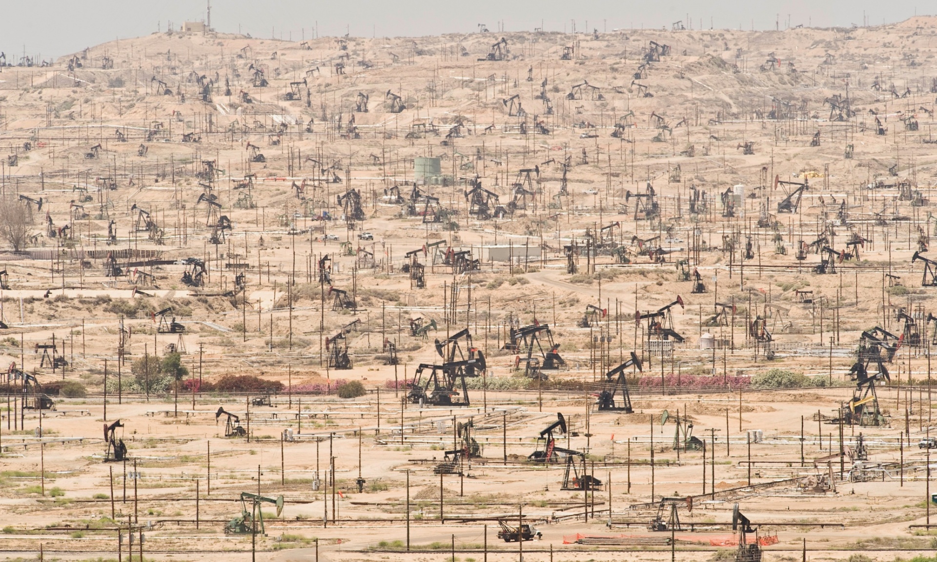 Kern-River-Oil-Field-Lookouts-Bakersfield-CA