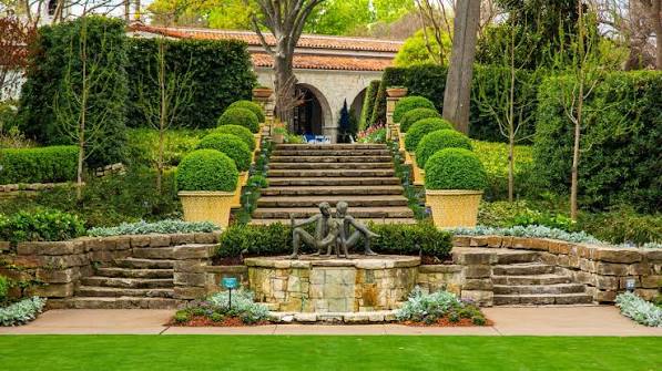 Dallas Arboretum and Botanical Garden.